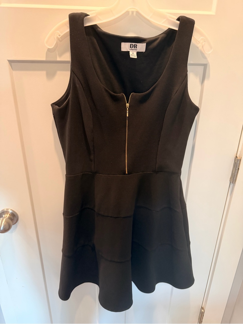DR Collection Size 8 Black Fit Flare Dress Gold Zip Tiered Skater Cocktail